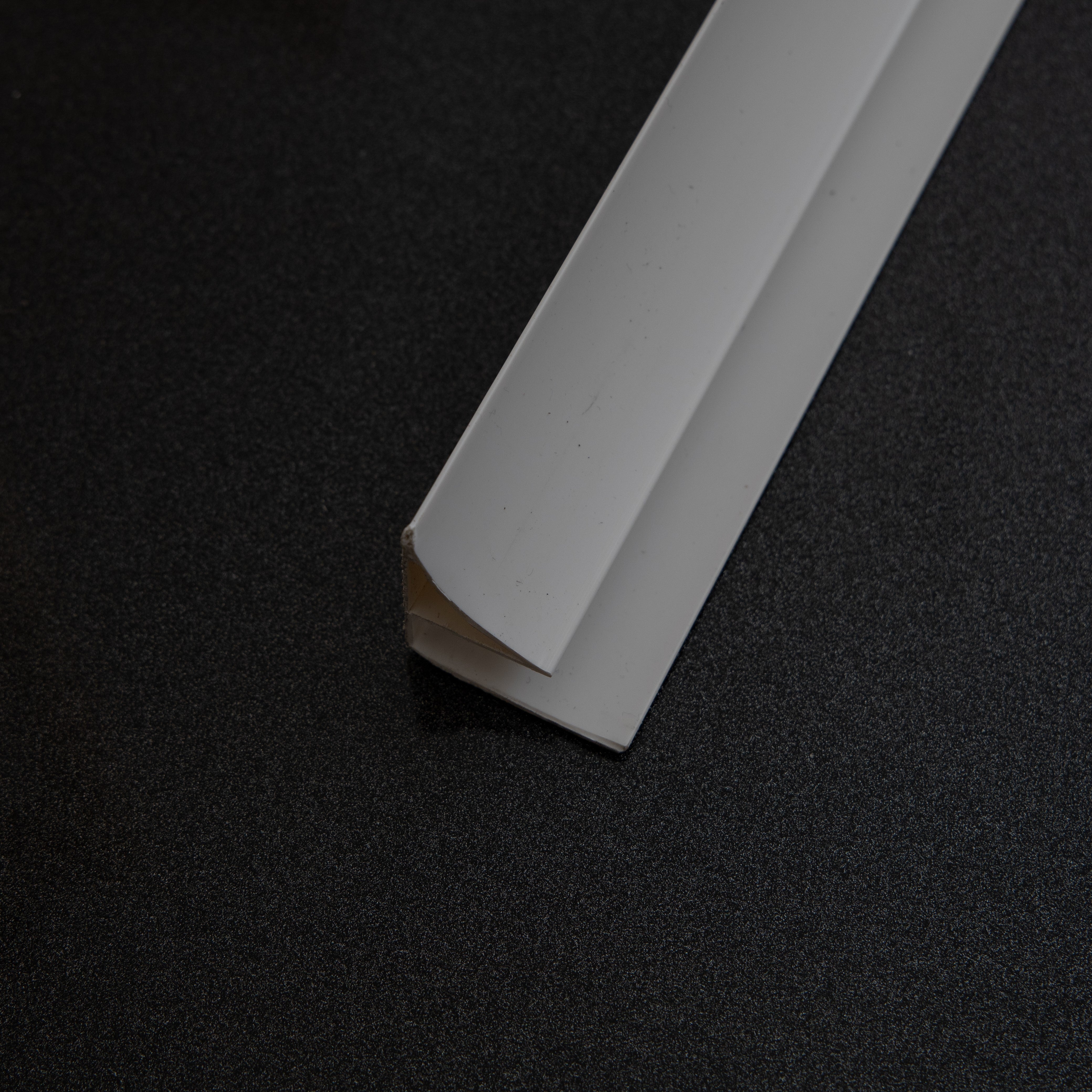 Coving White 8mm