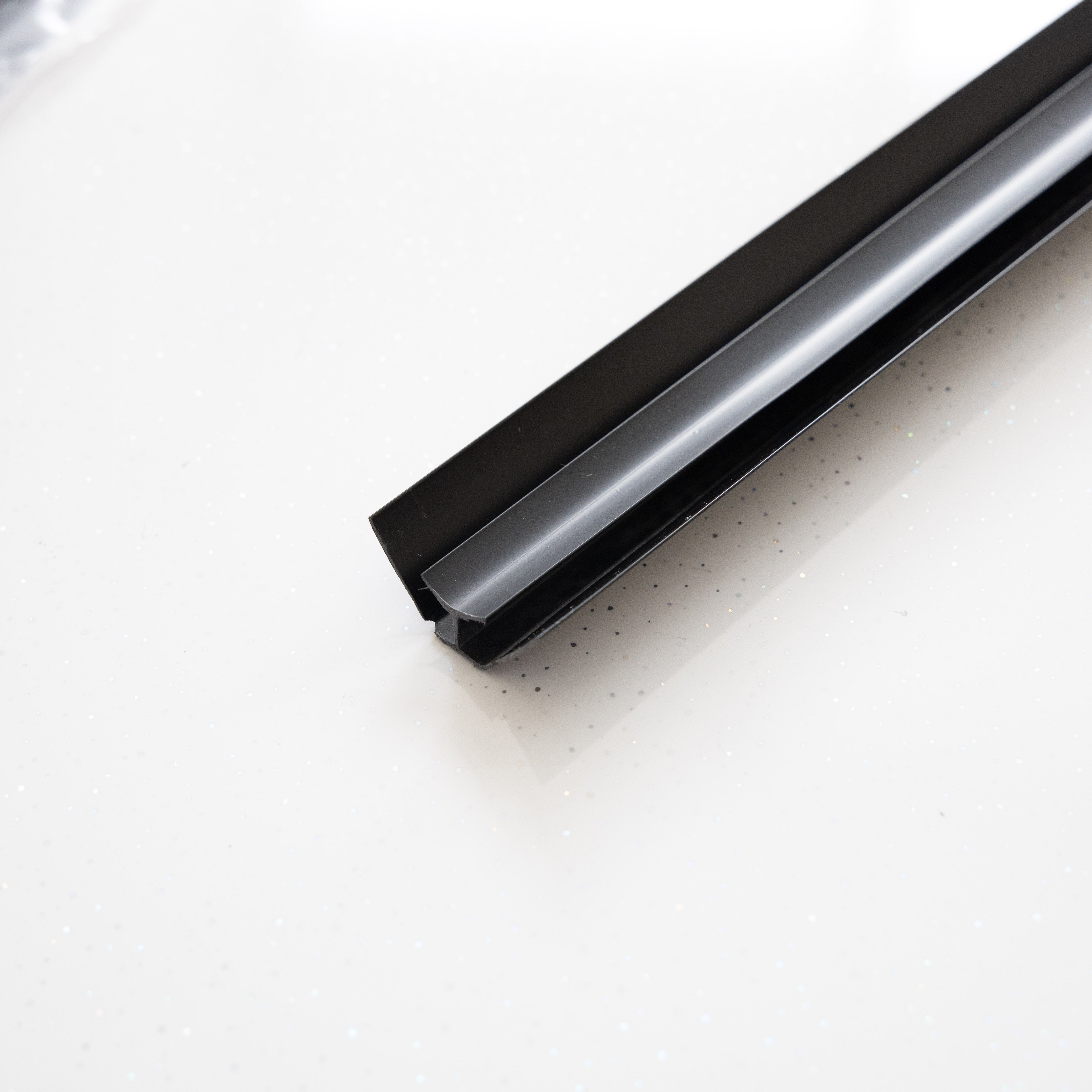 Internal Corner Black 5mm