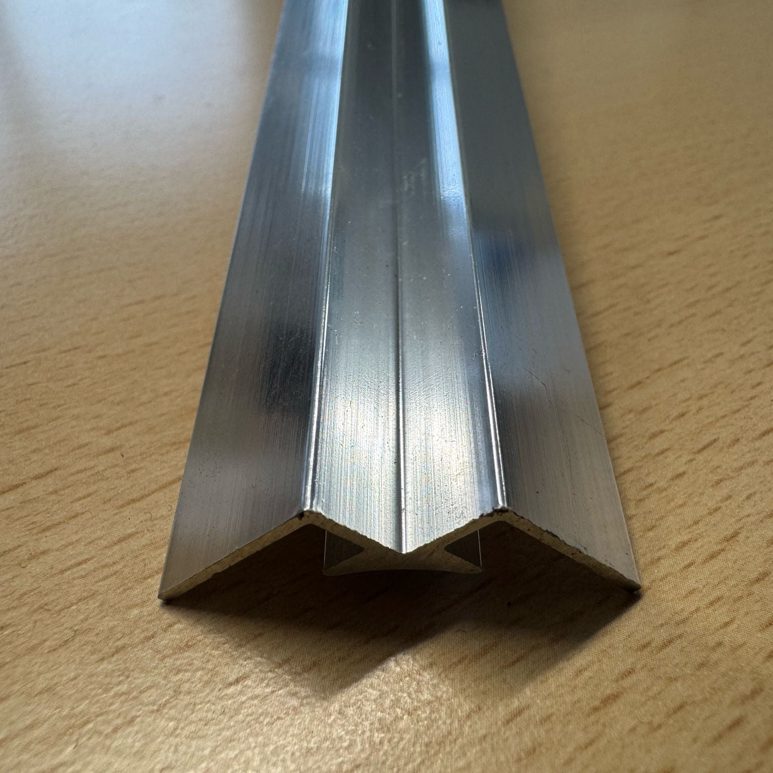 Internal Corner Aluminium 5mm