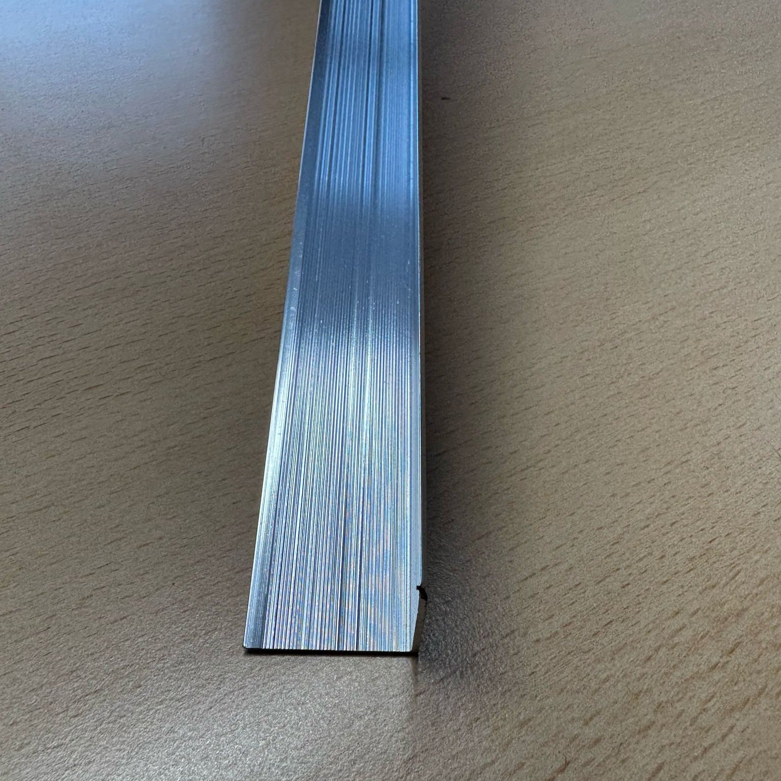 Rigid Angle Aluminium Trim