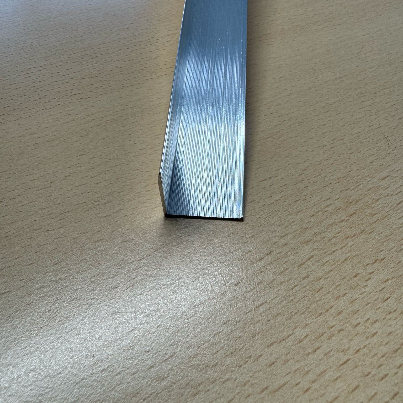 Rigid Angle Aluminium Trim