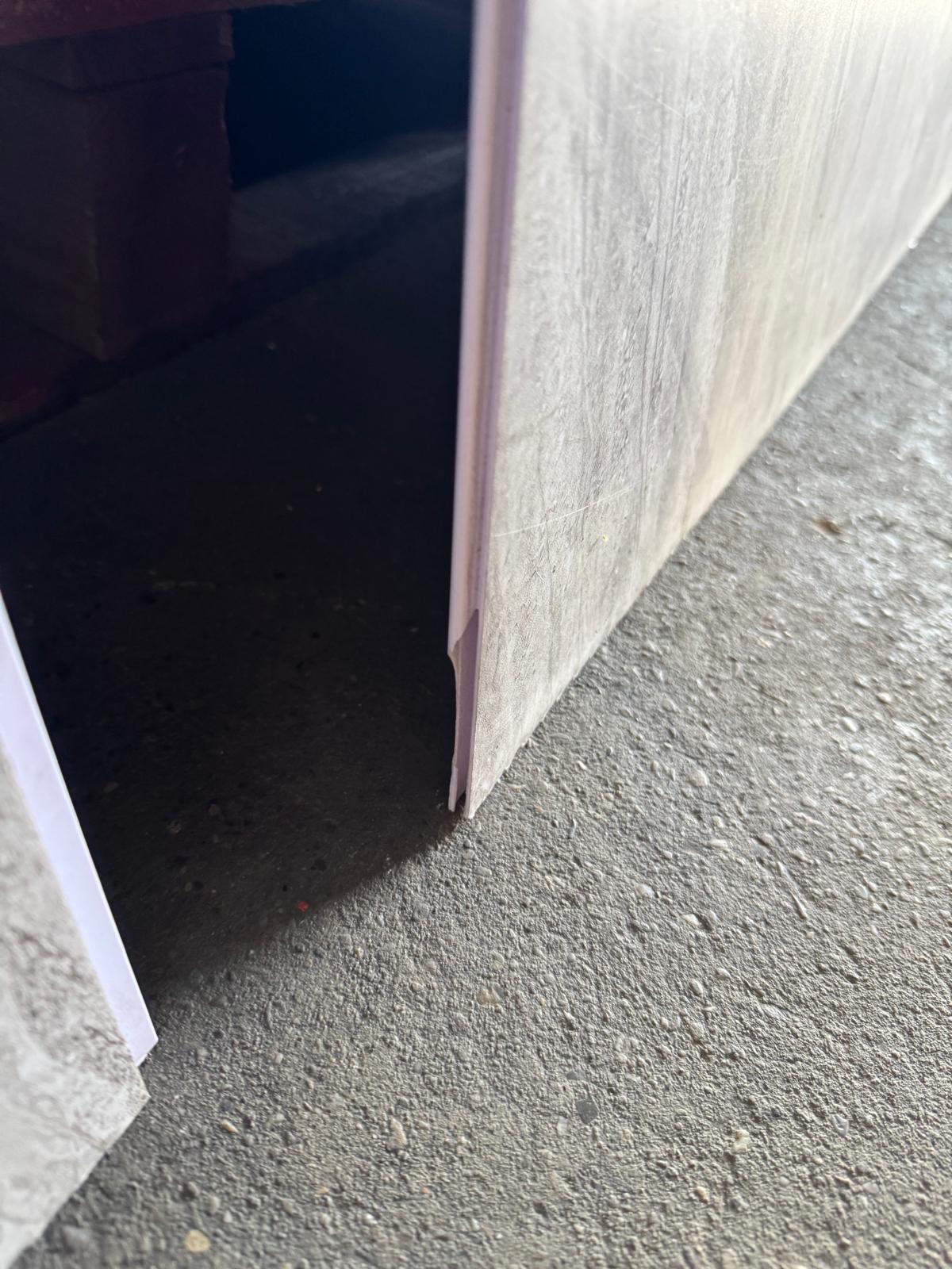 Grey Natural Sandstone 10mm Bathroom Cladding Wall Panels Minor Damage