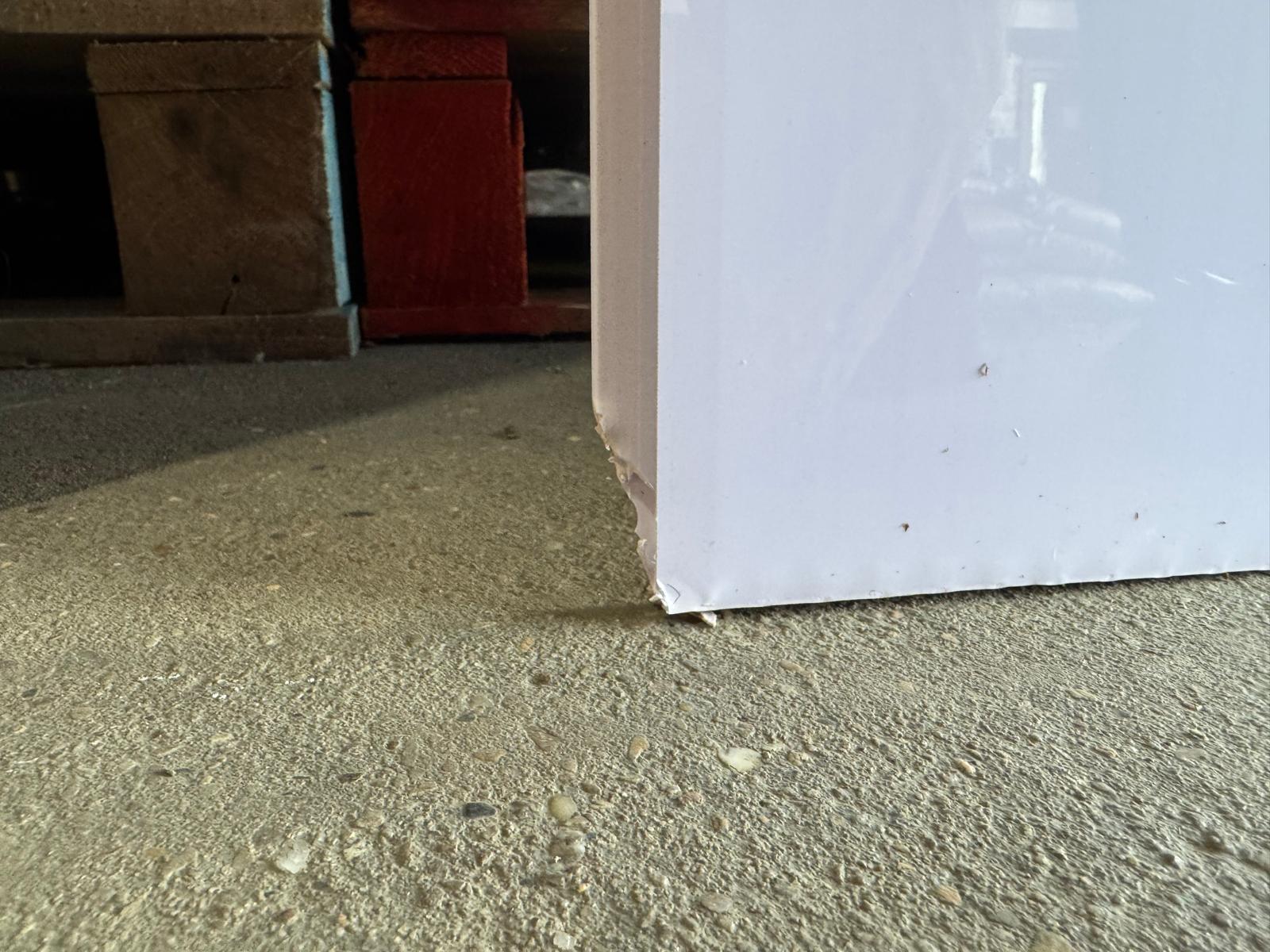 Gloss White 10mm PVC Panels Minor Damage