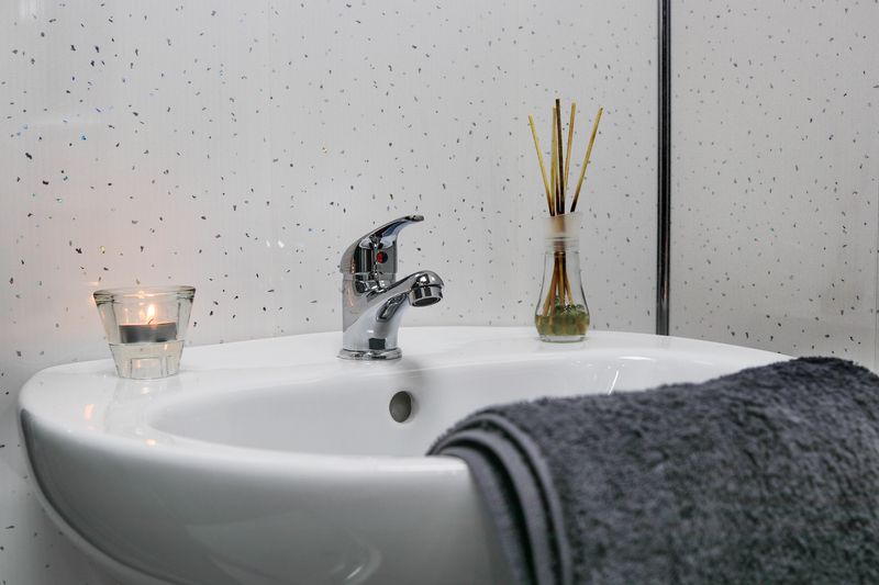 Sample of Utopia Sparkle 10mm Bathroom Cladding PVC Shower Panels