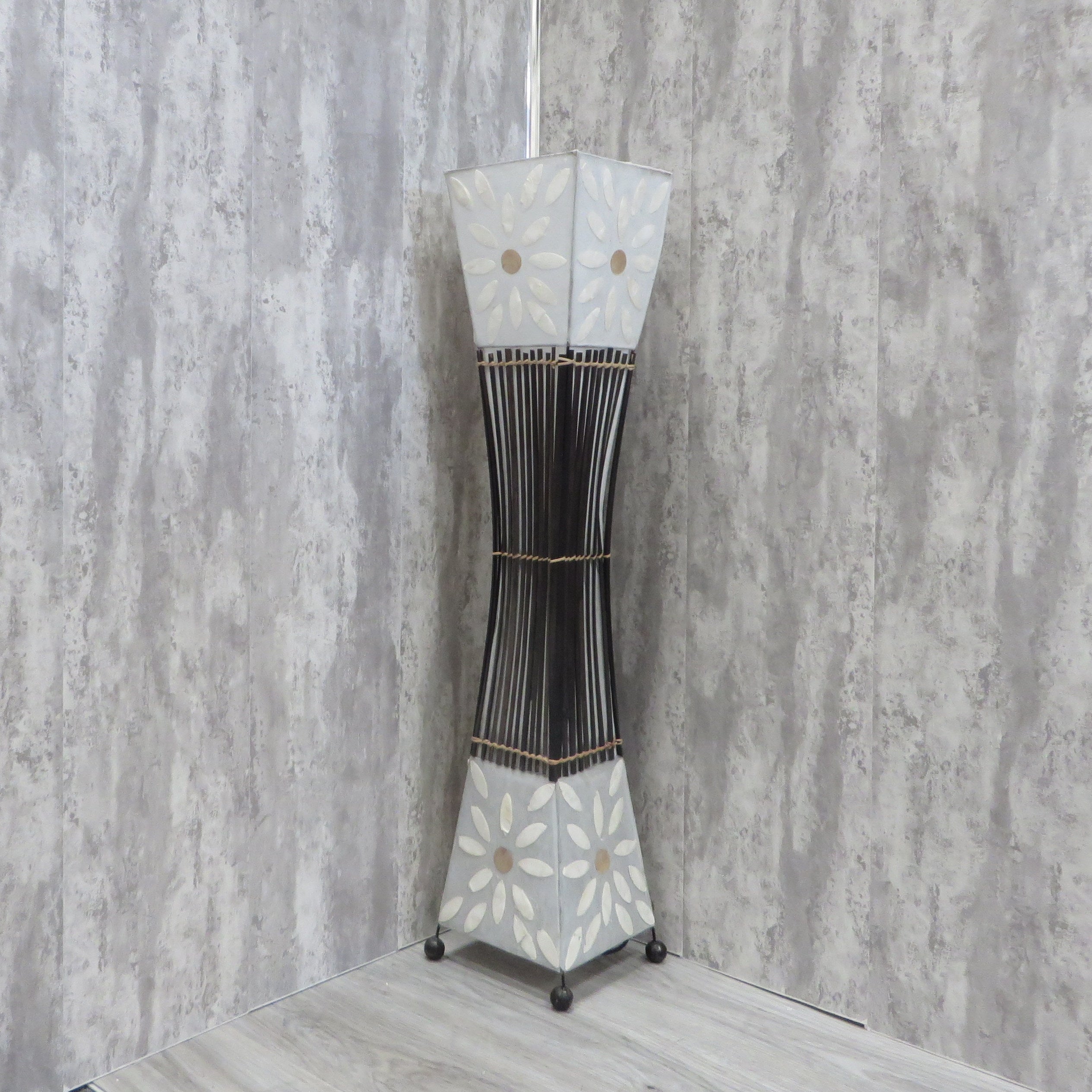 Sample of Silver Mist 5mm Bathroom Wall Panels PVC Cladding