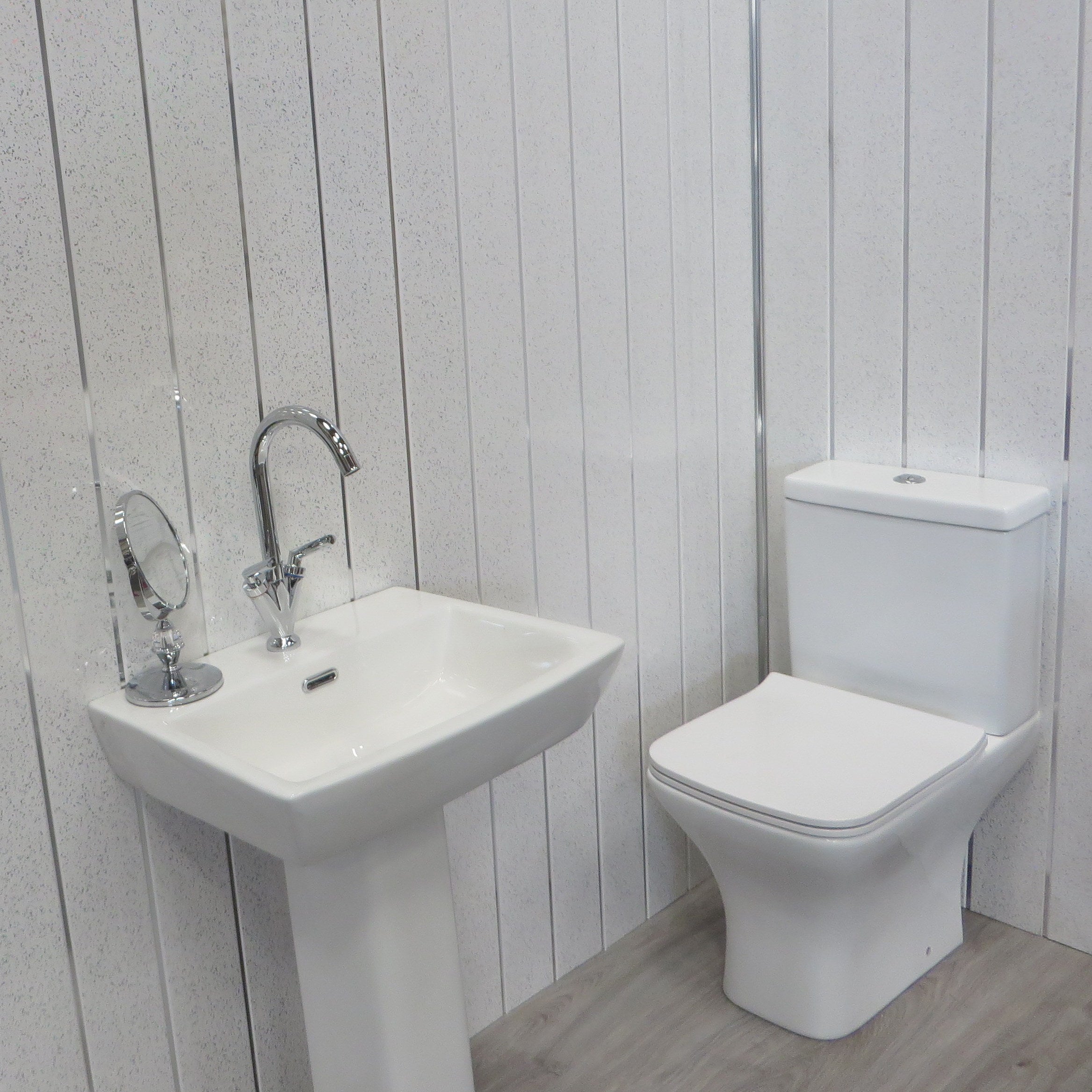 White Sparkle & Chrome 8mm Bathroom Cladding Wet Wall Panels